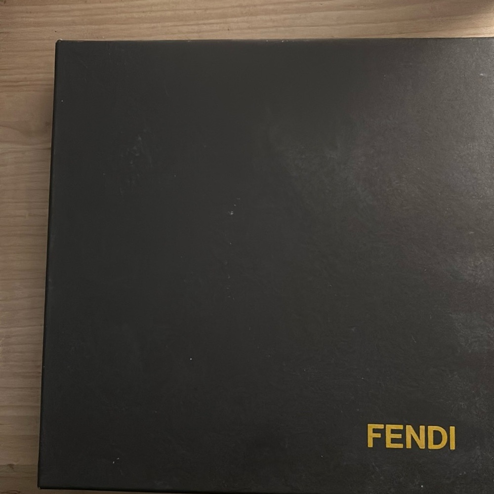 Fendi neck scarf (unisex)